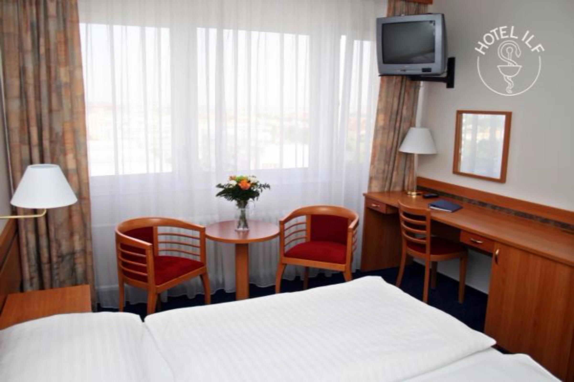 Hotel Ilf Prague Extérieur photo