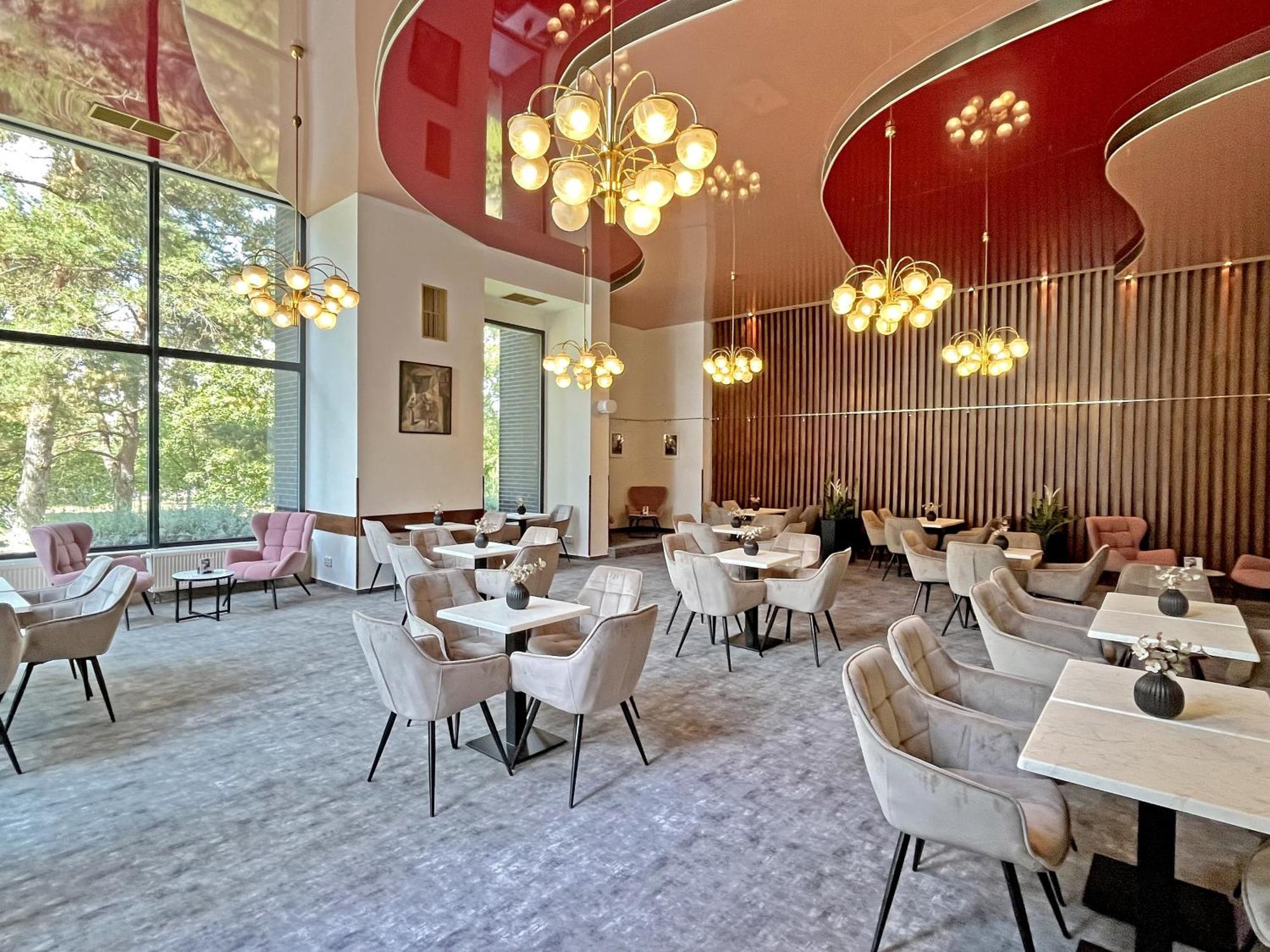 Hotel Ilf Prague Extérieur photo